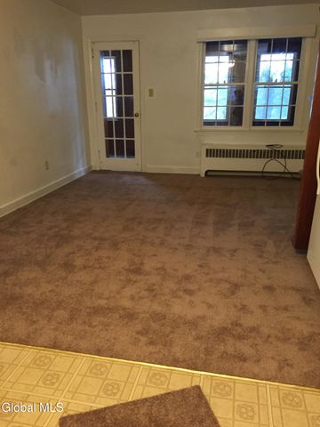 2237 Ghents Road, Rotterdam, NY 12306