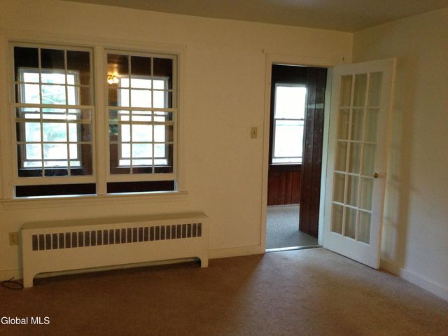 2237 Ghents Road, Rotterdam, NY 12306