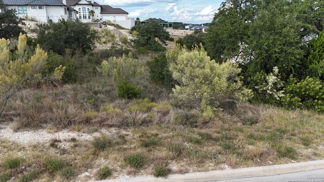 10311 KENDALL CNYN, San Antonio, TX 78255