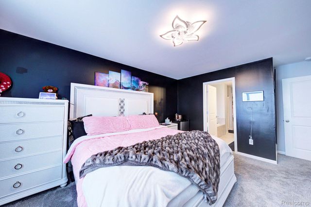 5989 Bay Hill Court, Romulus, MI 48174