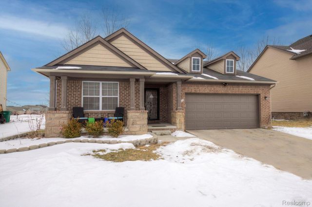 5989 Bay Hill Court, Romulus, MI 48174