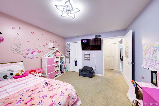 5989 Bay Hill Court, Romulus, MI 48174