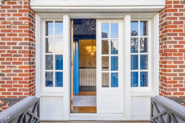 516 N Blount Street, Raleigh, NC 27604