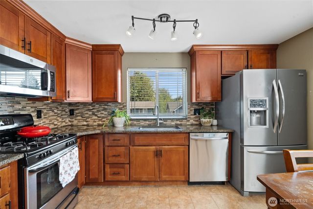 2882 Rocky Creek Lane SE, Port Orchard, WA 98366