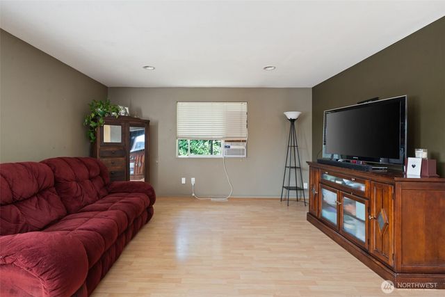 2882 Rocky Creek Lane SE, Port Orchard, WA 98366
