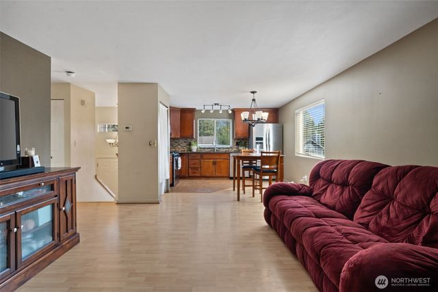 2882 Rocky Creek Lane SE, Port Orchard, WA 98366