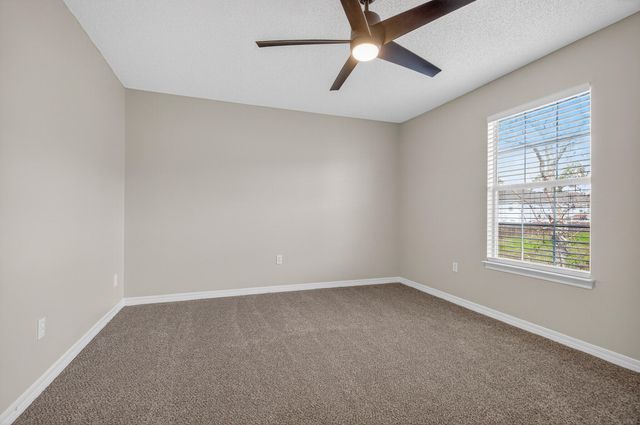 1847 Whispering Oaks Lane, Fort Walton Beach, FL 32547