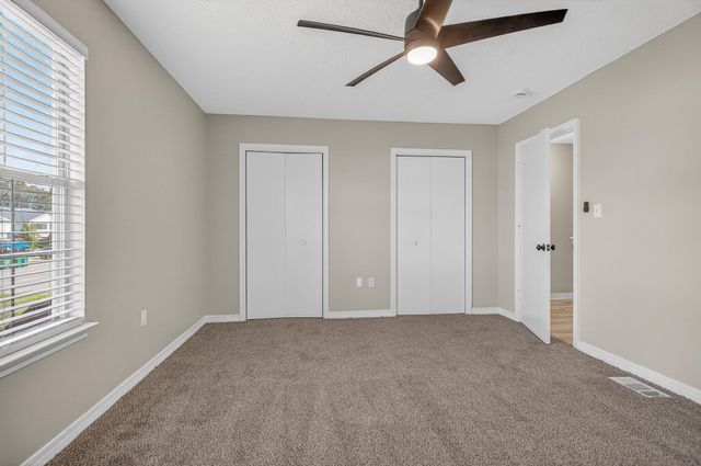 1847 Whispering Oaks Lane, Fort Walton Beach, FL 32547