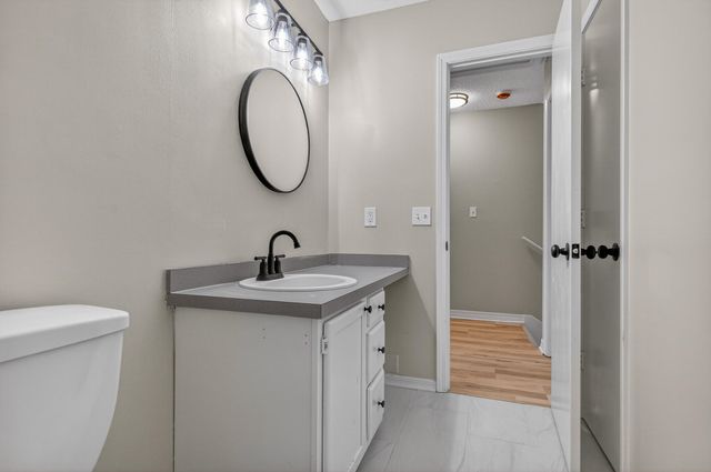 1847 Whispering Oaks Lane, Fort Walton Beach, FL 32547