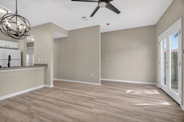 1847 Whispering Oaks Lane, Fort Walton Beach, FL 32547