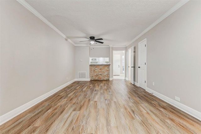 6402 Del Monte Drive 20, Houston, TX 77057