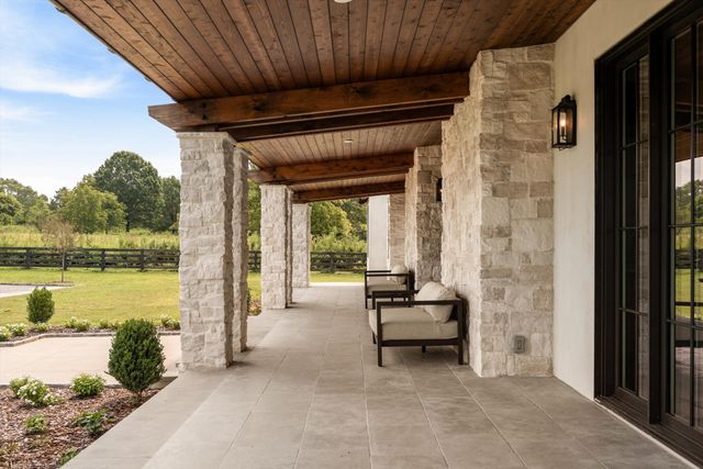 2077 Wilson Pike, Franklin, TN 37067