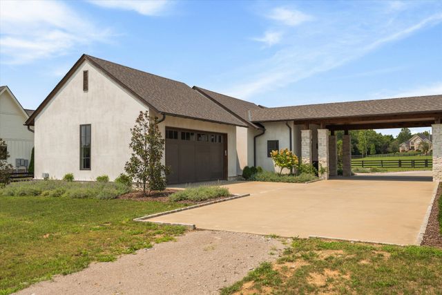 2077 Wilson Pike, Franklin, TN 37067