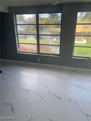 2214 SE 14th TER, Cape Coral, FL 33990