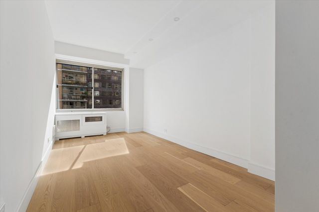 225 E 46TH Street 10DE, New York City, NY 10017