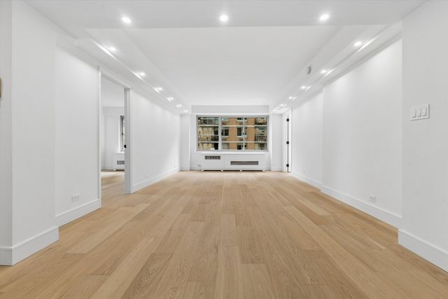 225 E 46TH Street 10DE, New York City, NY 10017