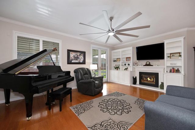 1833 San Gabriel St, Roseville, CA 95747