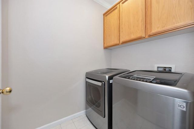 1833 San Gabriel St, Roseville, CA 95747