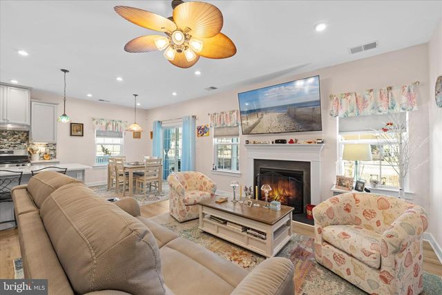 37333 KESTREL WAY, Ocean View, DE 19970