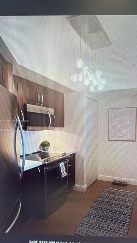 19900 E Country Club Dr 214, Aventura, FL 33180