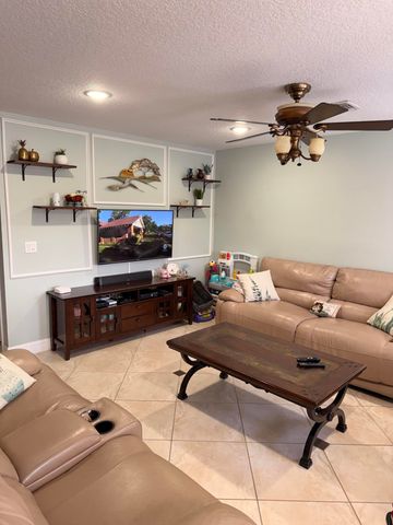 8618 Tourmaline Boulevard, Boynton Beach, FL 33472