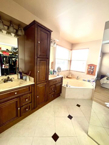 8618 Tourmaline Boulevard, Boynton Beach, FL 33472