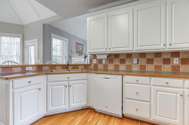 518 Mary Margaret Walk, Loganville, GA 30052