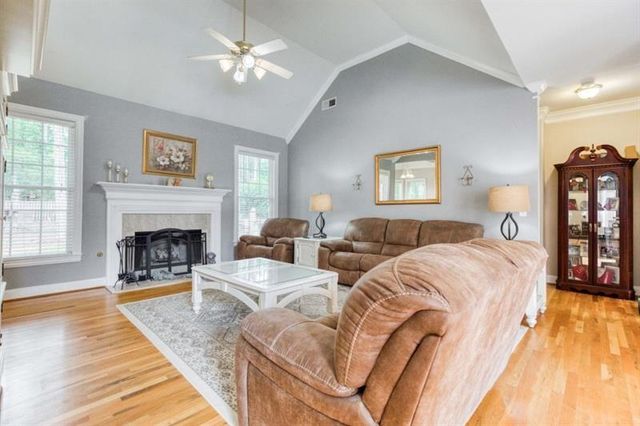 518 Mary Margaret Walk, Loganville, GA 30052