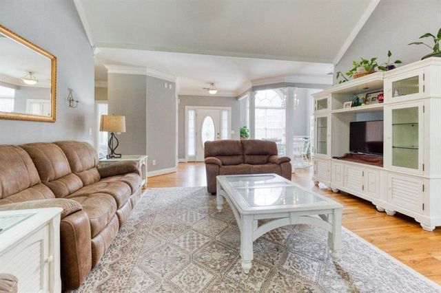 518 Mary Margaret Walk, Loganville, GA 30052