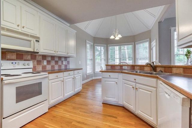 518 Mary Margaret Walk, Loganville, GA 30052