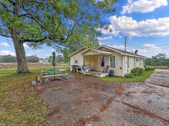 496 N Broad St, Newville, AL 36353