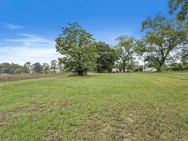 496 N Broad St, Newville, AL 36353