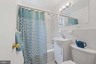 3055 PATRICK HENRY DR #101, Falls Church, VA 22044