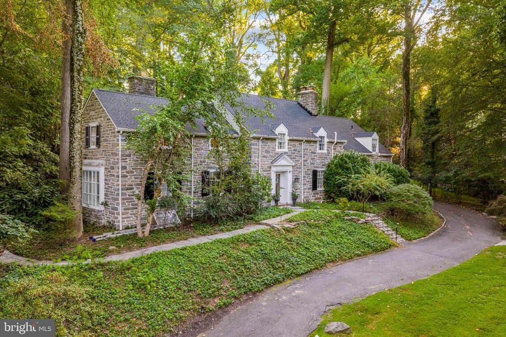 921 WINDING LN, Media, PA 19063
