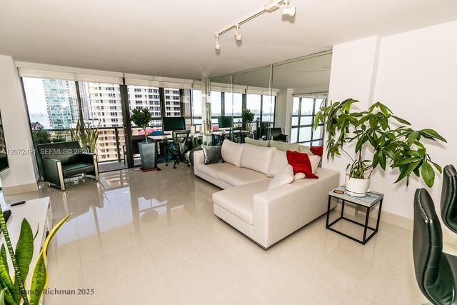 600 NE 36th Street 1820, Miami, FL 33137