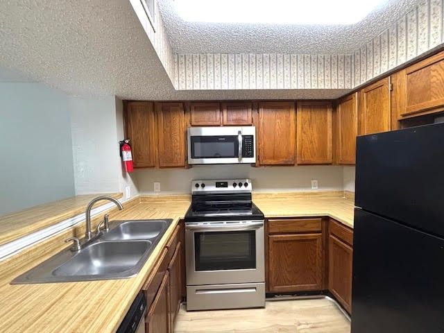 9833 Walnut Street 101, Dallas, TX 75243