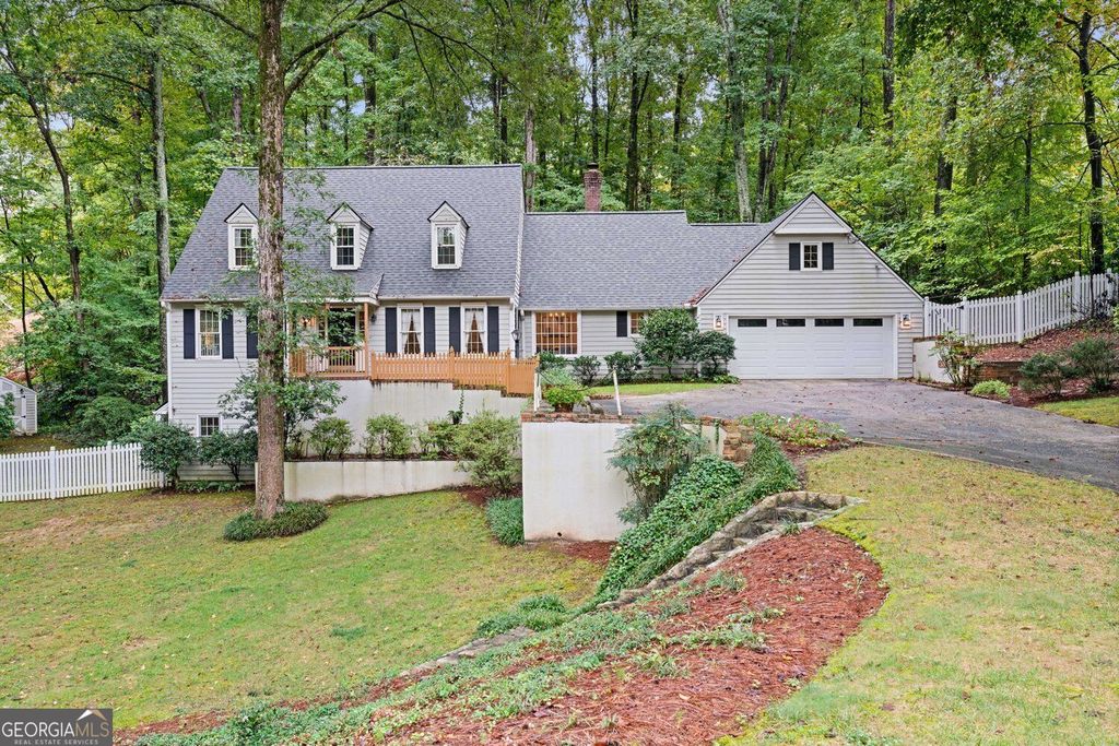 260 Burdette Road NW, Sandy Springs, GA 30327 — exterior