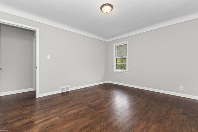 23030 Masonic Boulevard, St Clair Shores, MI 48082