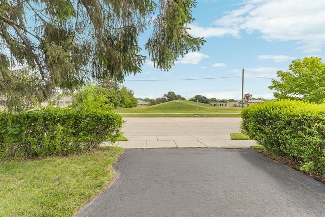 23030 Masonic Boulevard, St Clair Shores, MI 48082