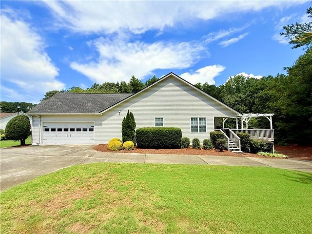 1205 Bonnerton Court, Dacula, GA 30019