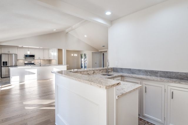 17415 Oakington Court, Dallas, TX 75252