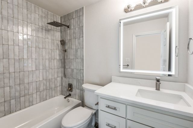 17415 Oakington Court, Dallas, TX 75252