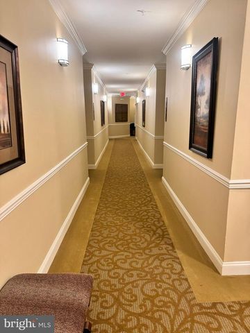 9202 CHARLESTON DR #405, Manassas, VA 20110