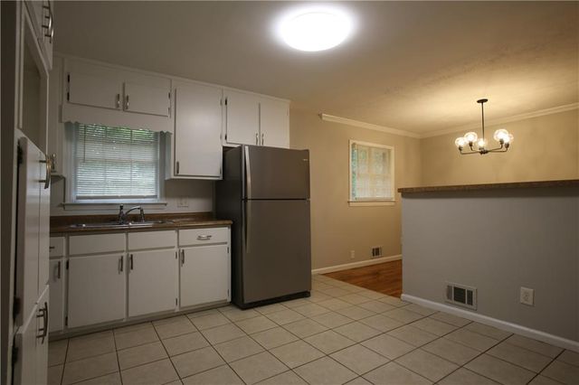 3093 Thrasher Circle, Decatur, GA 30032