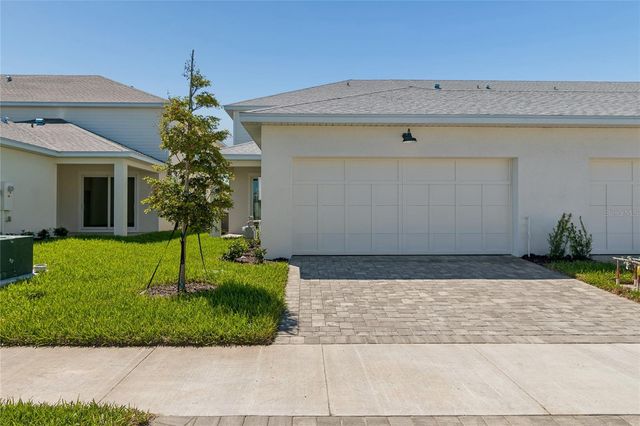 8115 SEAFLOWER PARKWAY, Bradenton, FL 34210