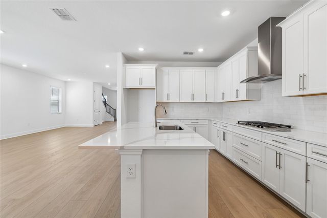 8115 SEAFLOWER PARKWAY, Bradenton, FL 34210