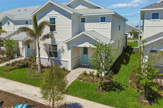 8115 SEAFLOWER PARKWAY, Bradenton, FL 34210