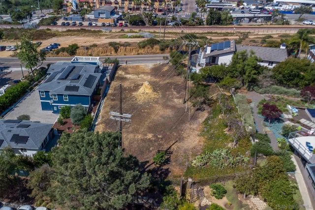 97 N Vulcan Ave 3, Encinitas, CA 92024