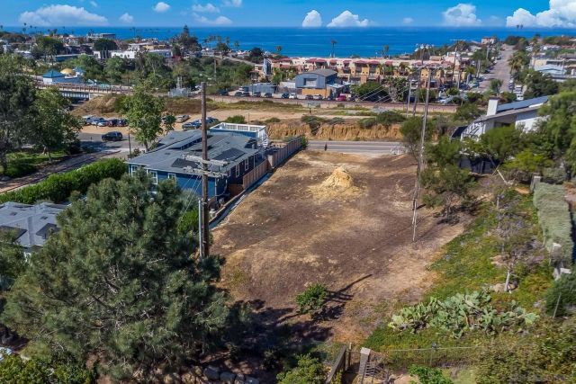 97 N Vulcan Ave 3, Encinitas, CA 92024