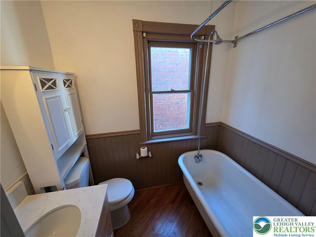 45 Evergreen Street, Nazareth Boro, PA 18064